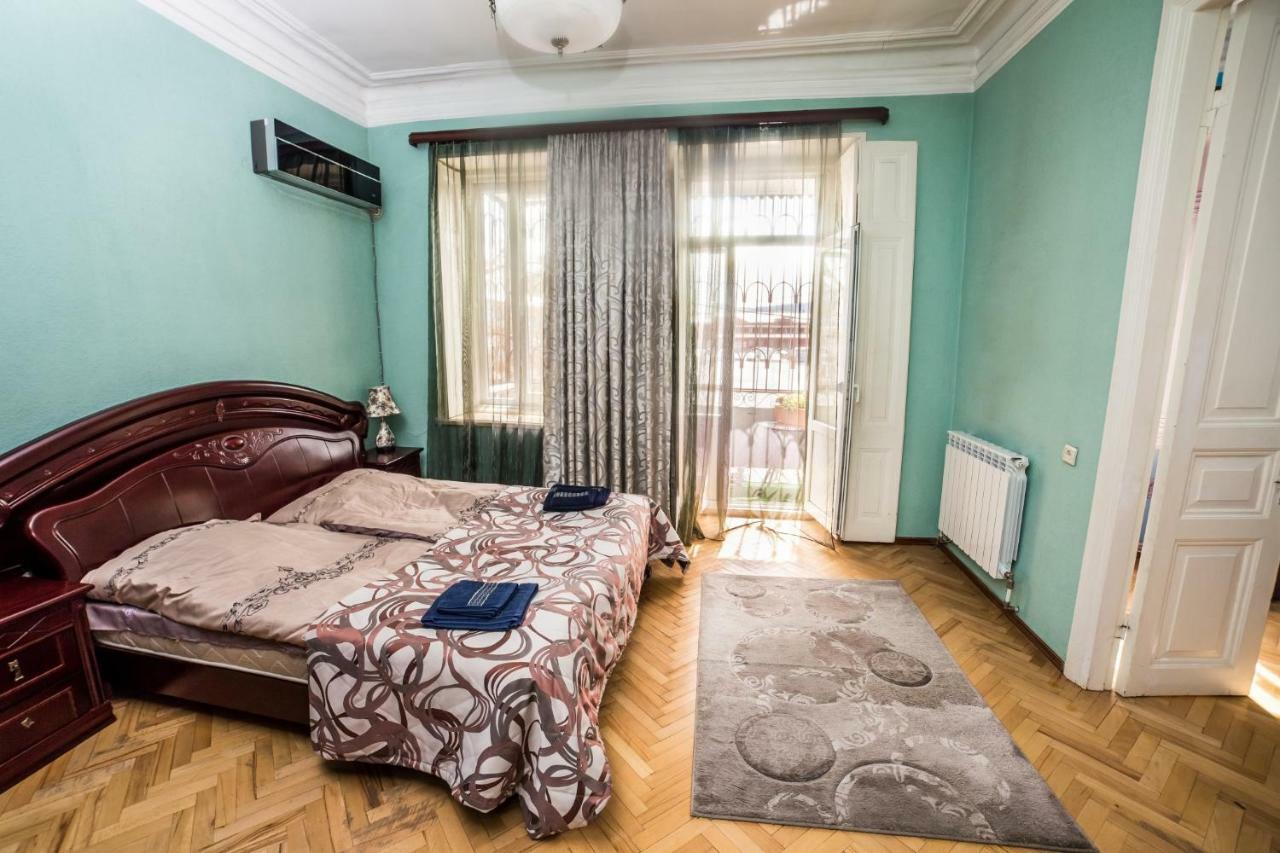 Gold District Apartment Tbilisi Eksteriør billede