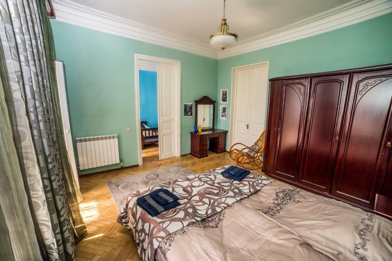 Gold District Apartment Tbilisi Eksteriør billede