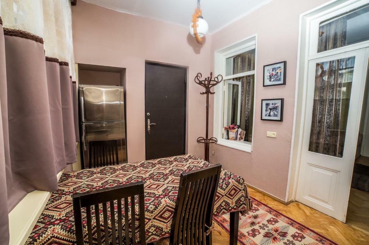Gold District Apartment Tbilisi Eksteriør billede